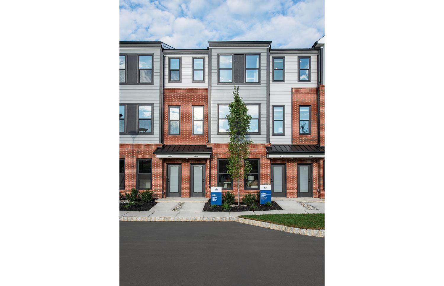 1013 District Boulevard, East Brunswick, NJ, 08816 image 12