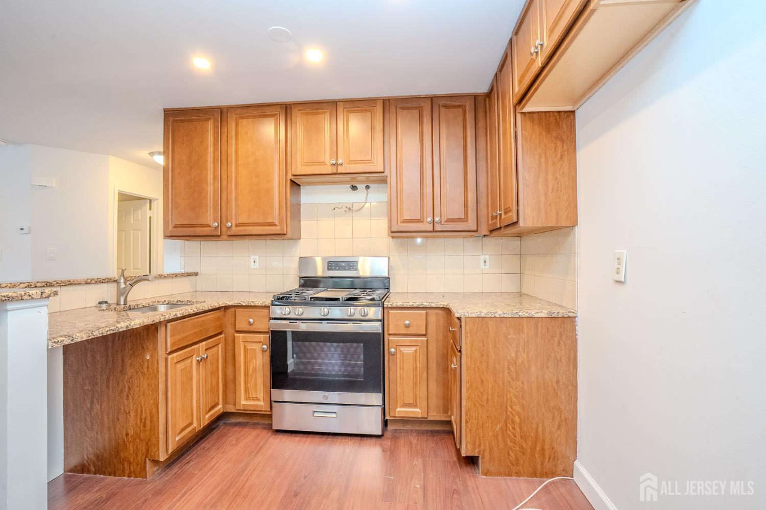 250 Crosspointe Drive, East Brunswick, NJ, 08816 image 17