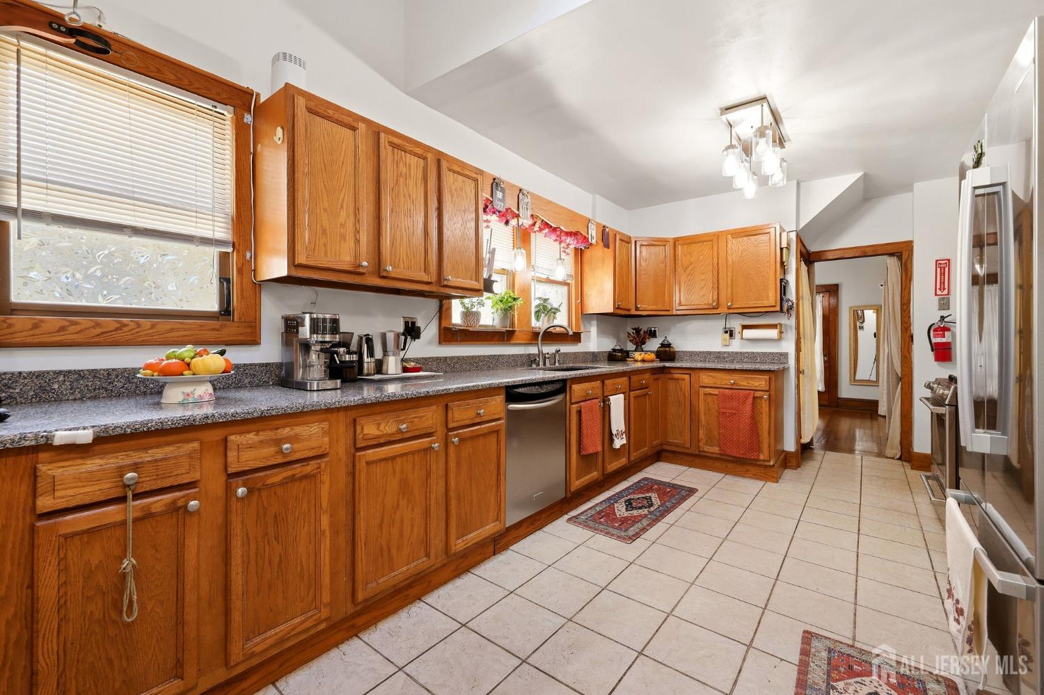 958 Carteret Avenue, Union Twp, NJ, 07083 image 20