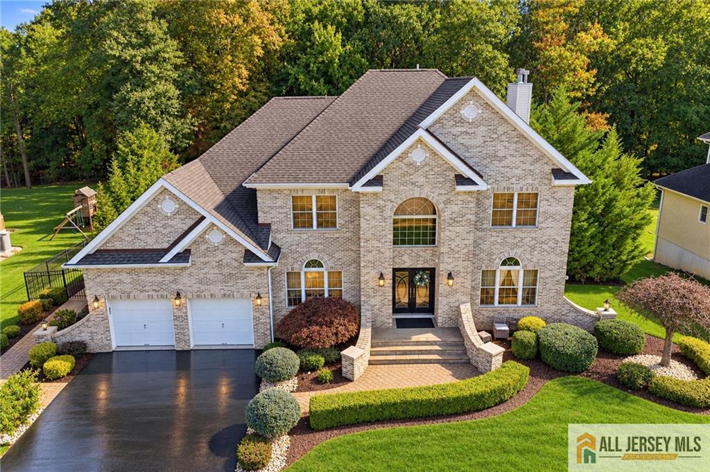 10 Treetops Drive Image 4