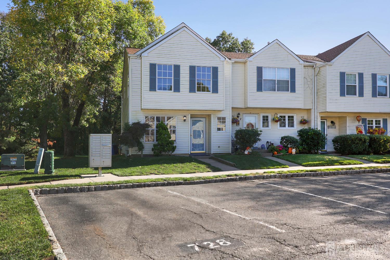 728 Darlington Drive Image 3