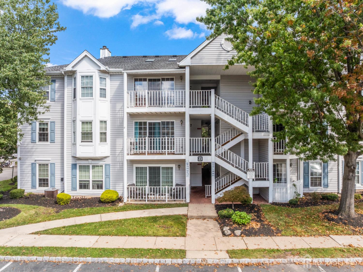 271 Kempsey Drive, North Brunswick, NJ, 08902
