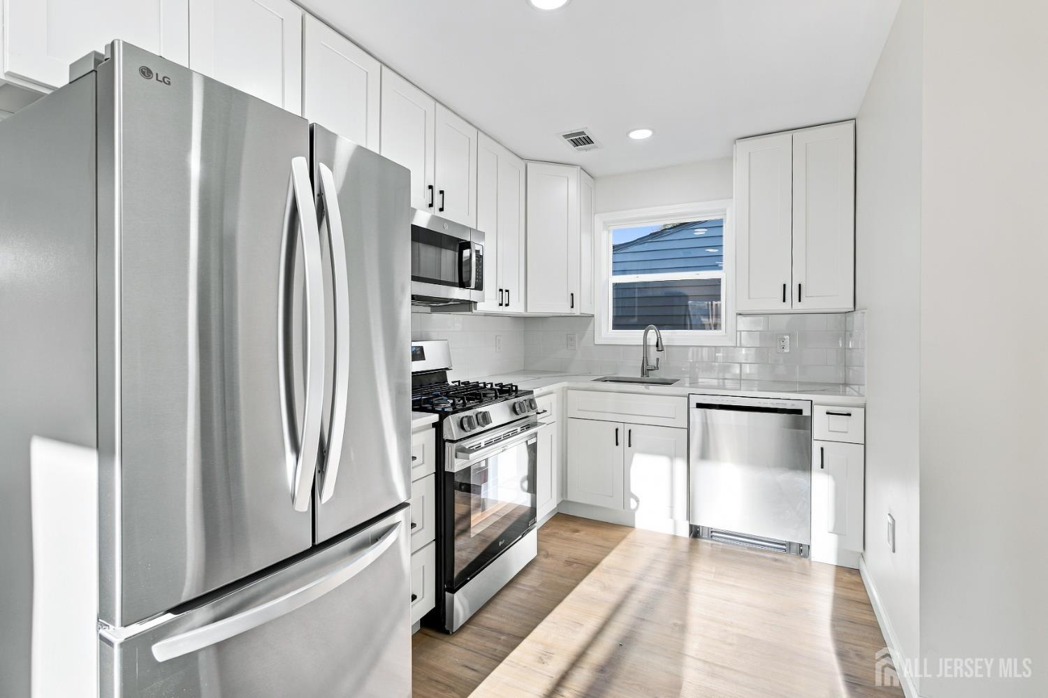 85 Pacific Boulevard, Old Bridge, NJ, 07735 image 24