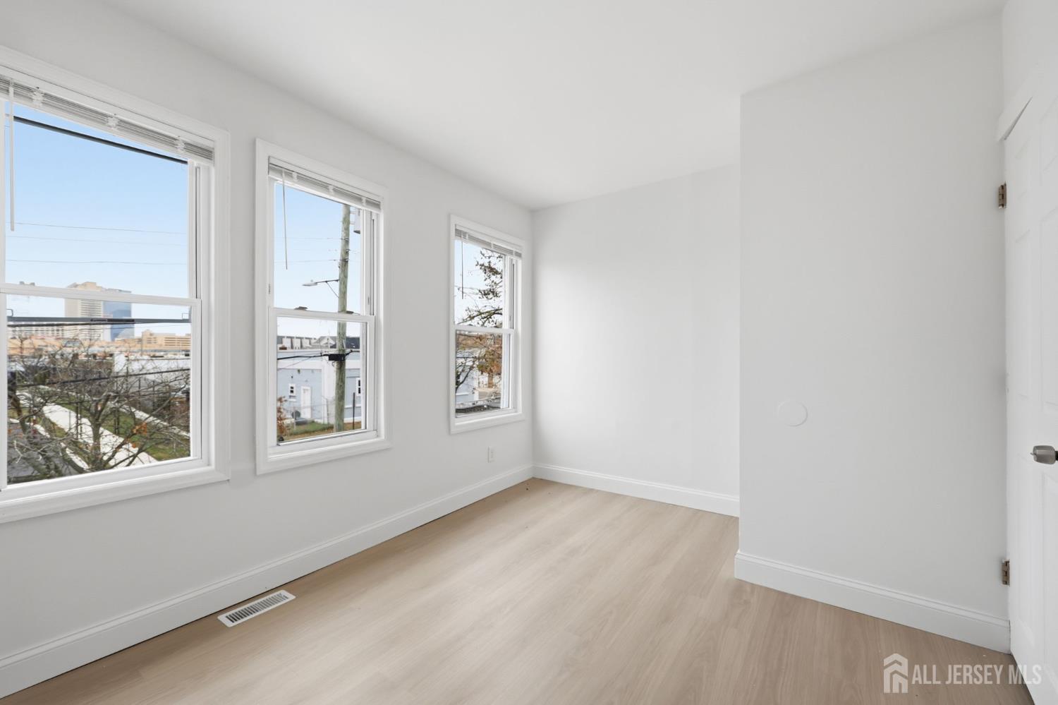 714 Magellan Avenue, Atlantic City, NJ, 08401 image 24