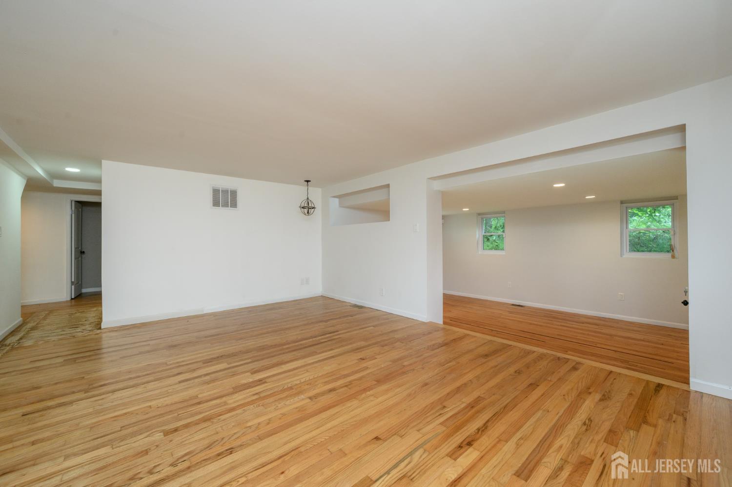 596 Keefe Road, Lawrence, NJ, 08648 image 35