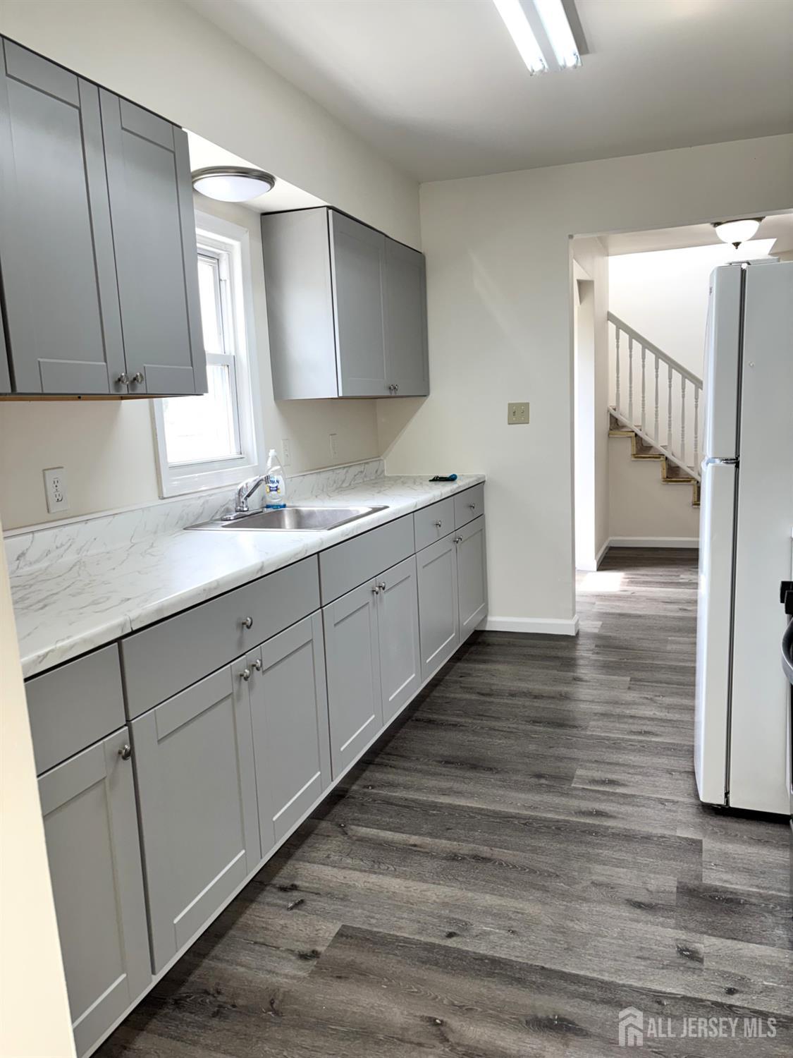 210 Second St Street, Middlesex, NJ, 08846 image 6