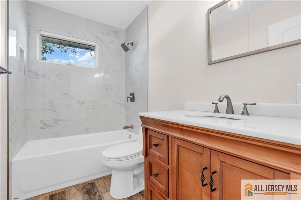 102 Avonridge Road, Raritan, NJ, 08869 image 13