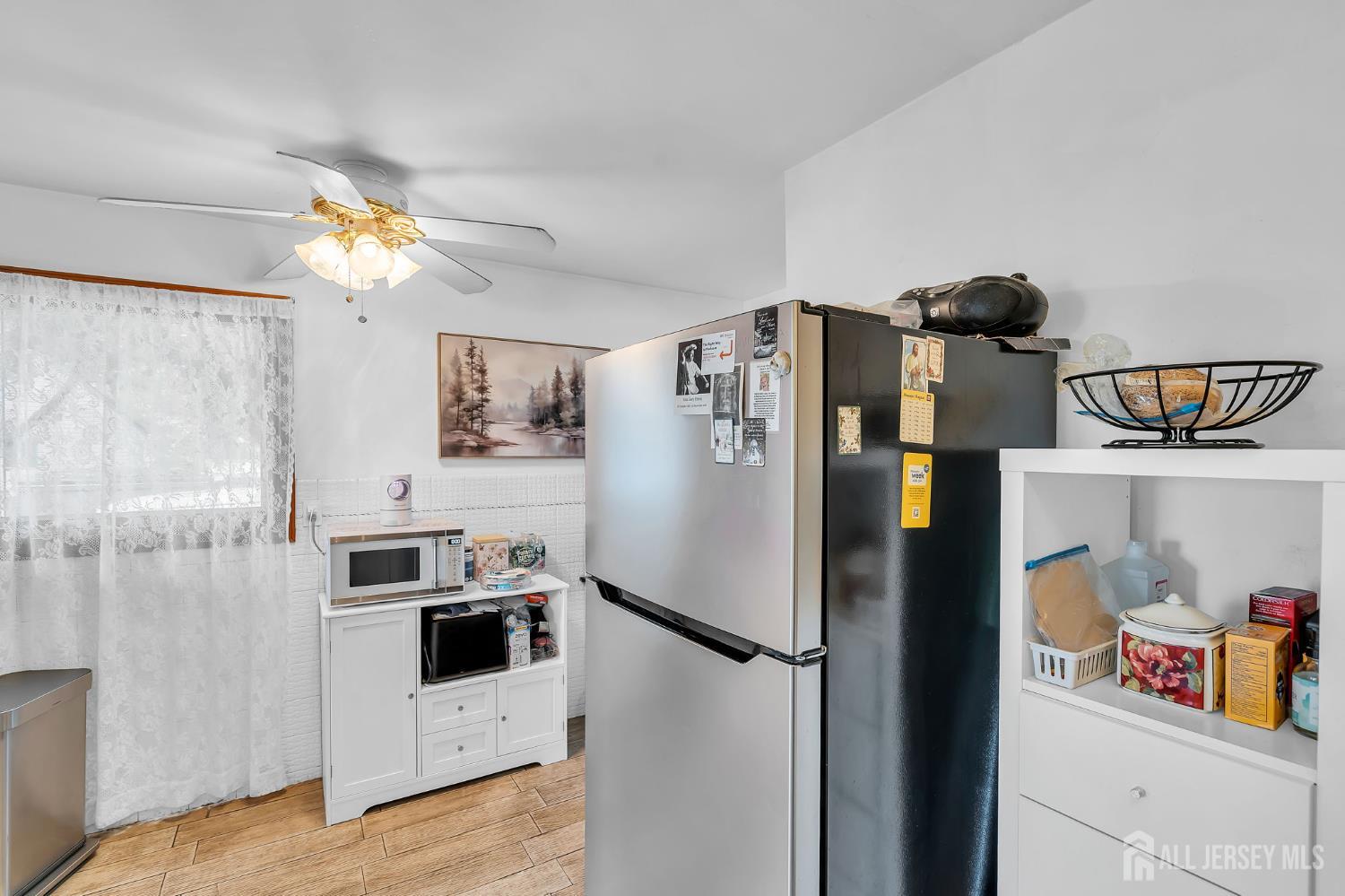 38 Susan Lane, East Brunswick, NJ, 08816 image 8