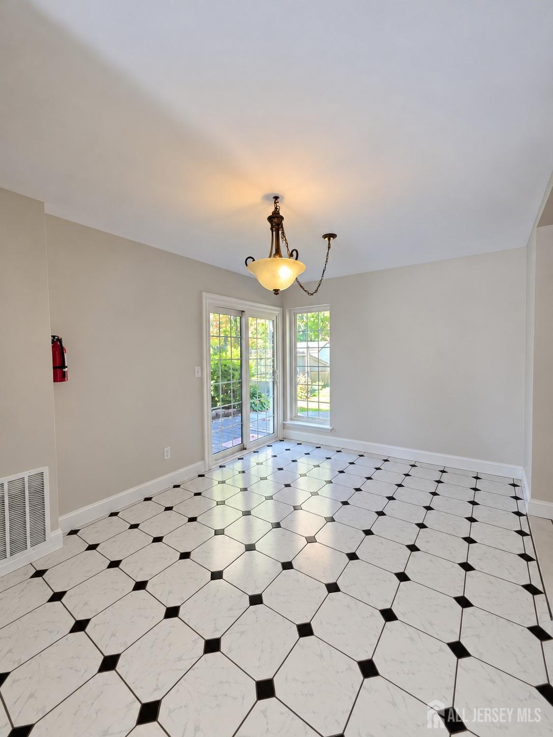 7 Scott Court, South Brunswick, NJ, 08810 image 10