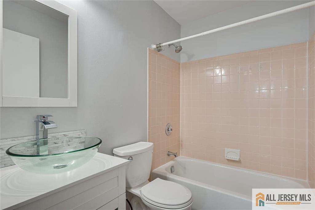 115 Salem Road, North Brunswick, NJ, 08902 image 30