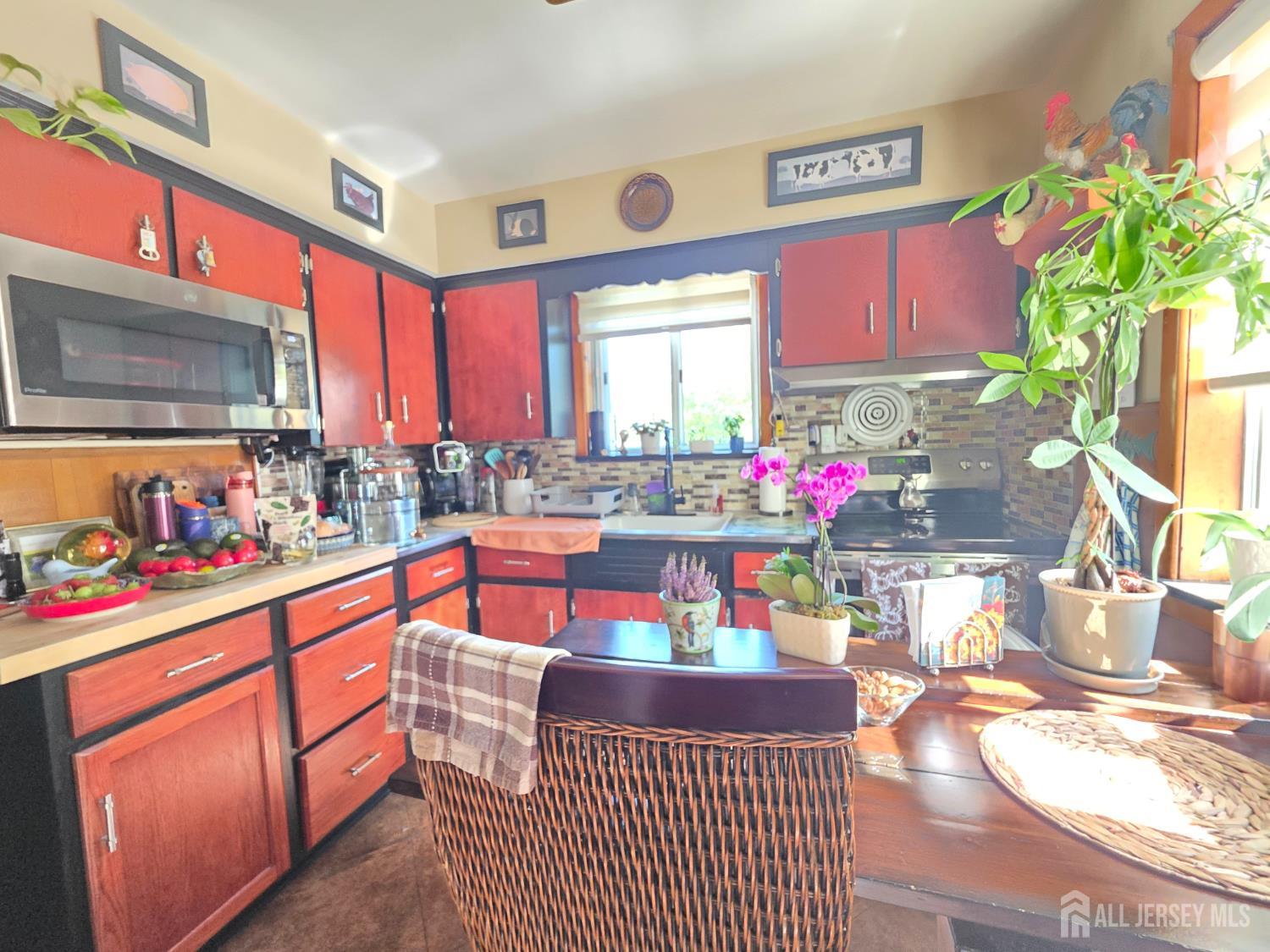 176 Kensington Avenue Image 4