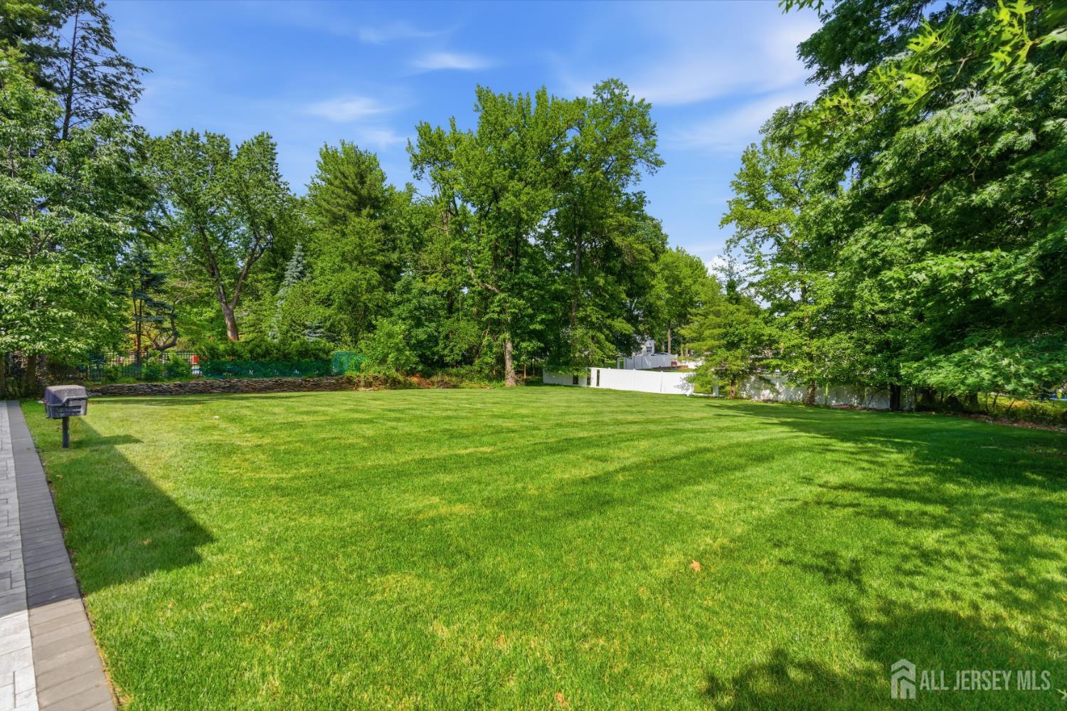 6 Whitewood Road, Edison, NJ, 08820 image 35