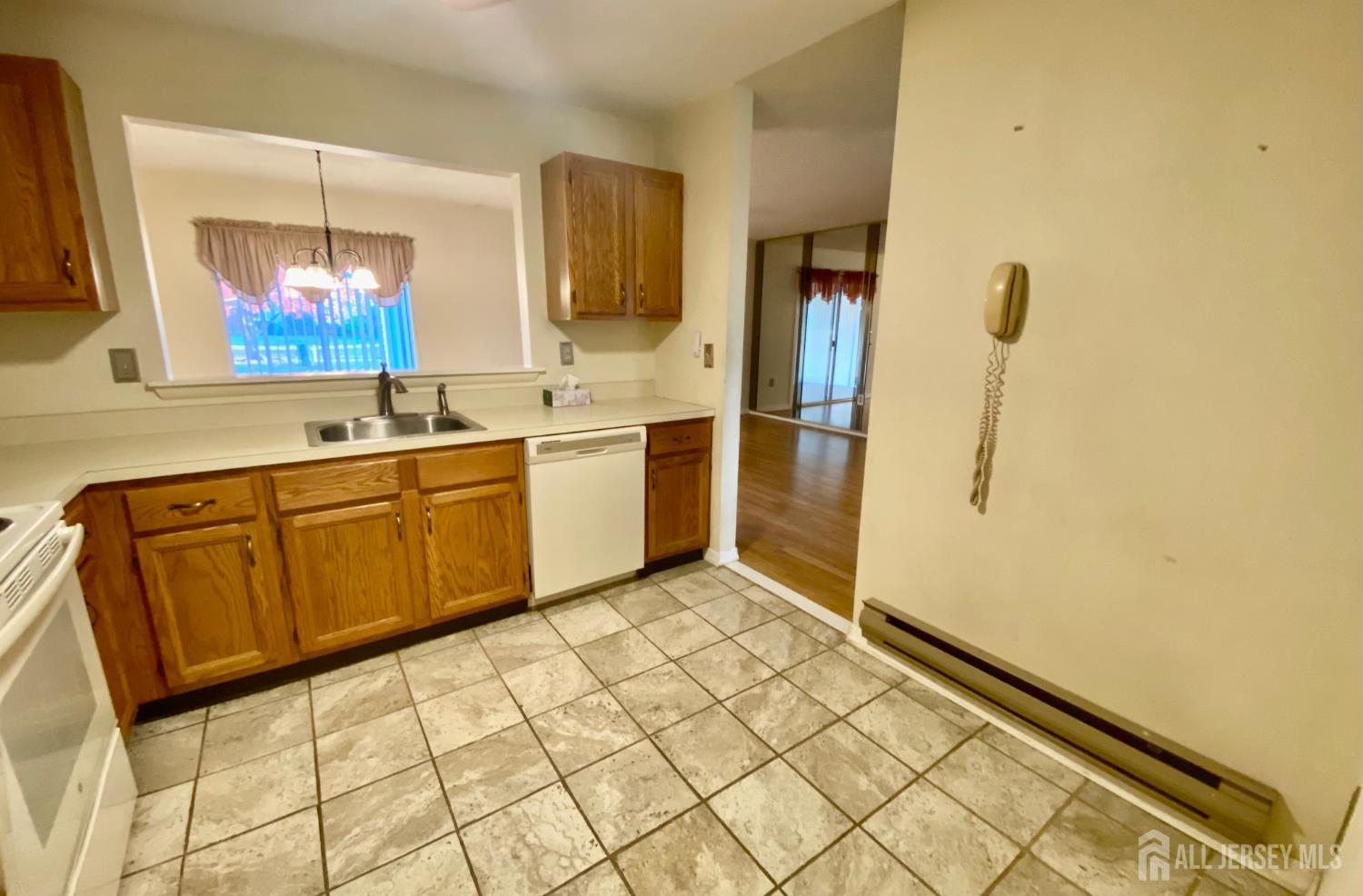 614 Lemington Plaza B, Monroe, NJ, 08831 image 14