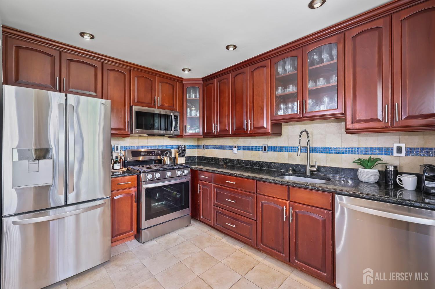 2202 Timber Ridge Court, Parlin, NJ, 08859 image 15
