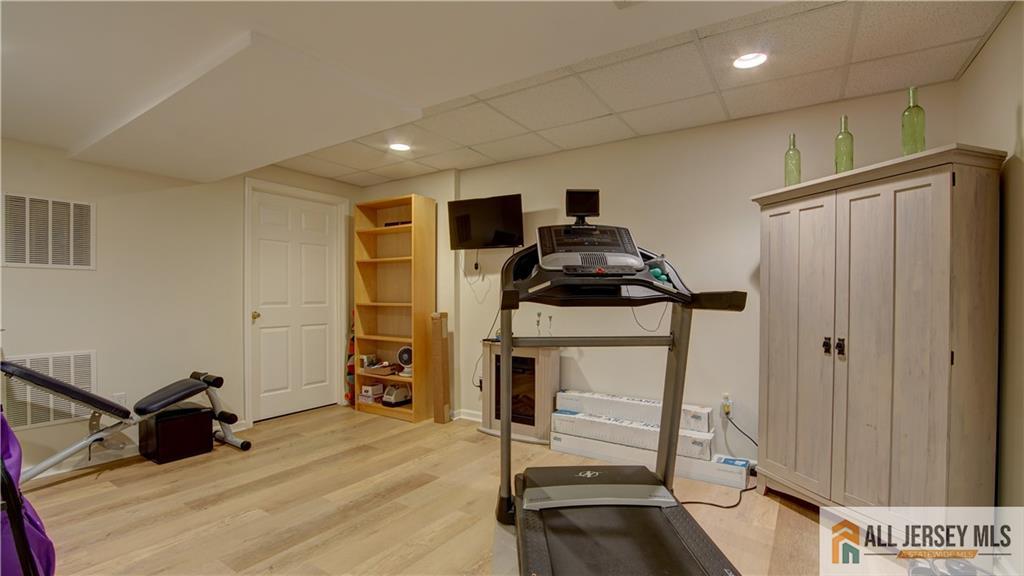 21 Samantha Circle, Old Bridge, NJ, 07747 image 50