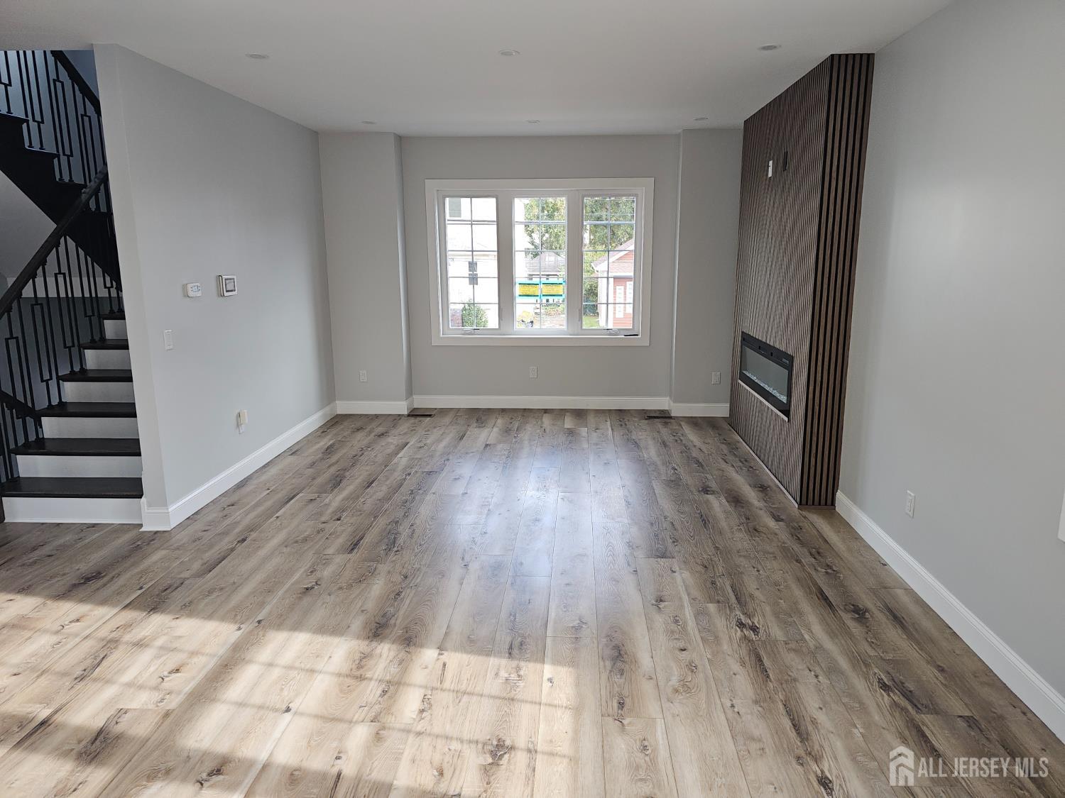 1508 Hiawatha Avenue Image 2