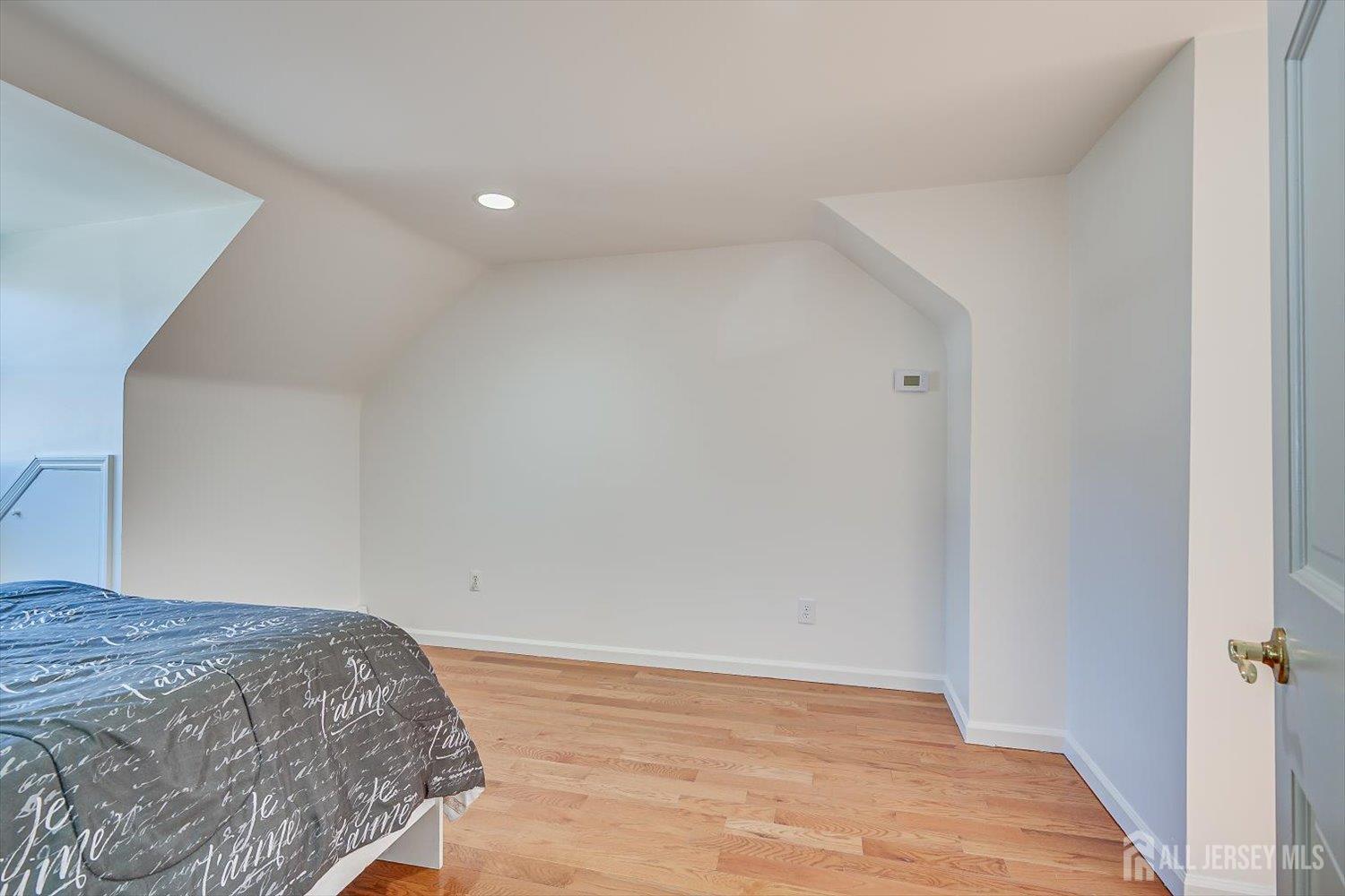 1071 Lorraine Avenue, Union Twp, NJ, 07083 image 41