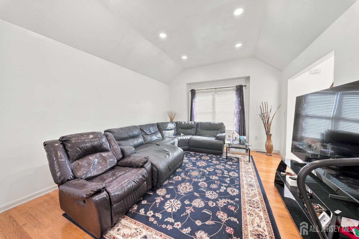 36 fiume Street, Iselin, NJ, 08830 image 14