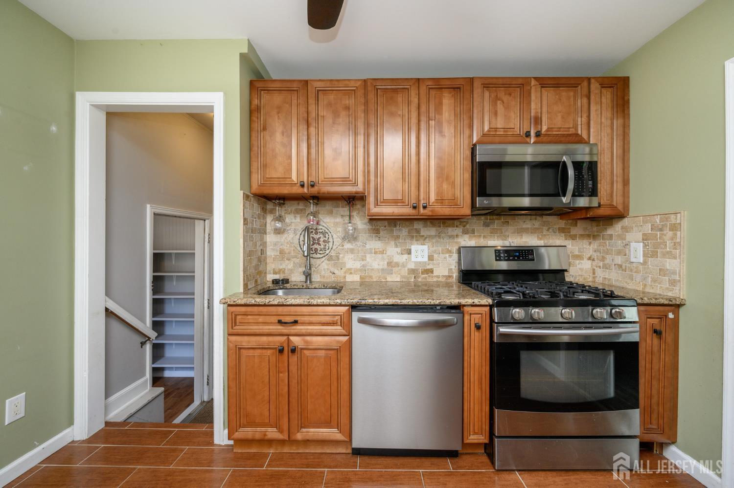 505 Joseph Avenue, Woodbridge Proper, NJ, 07095 image 9