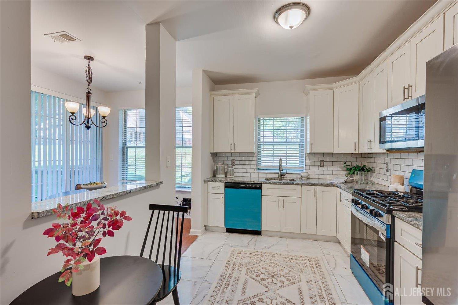 3151 Cypress Court, Middlesex, NJ, 08852 image 9