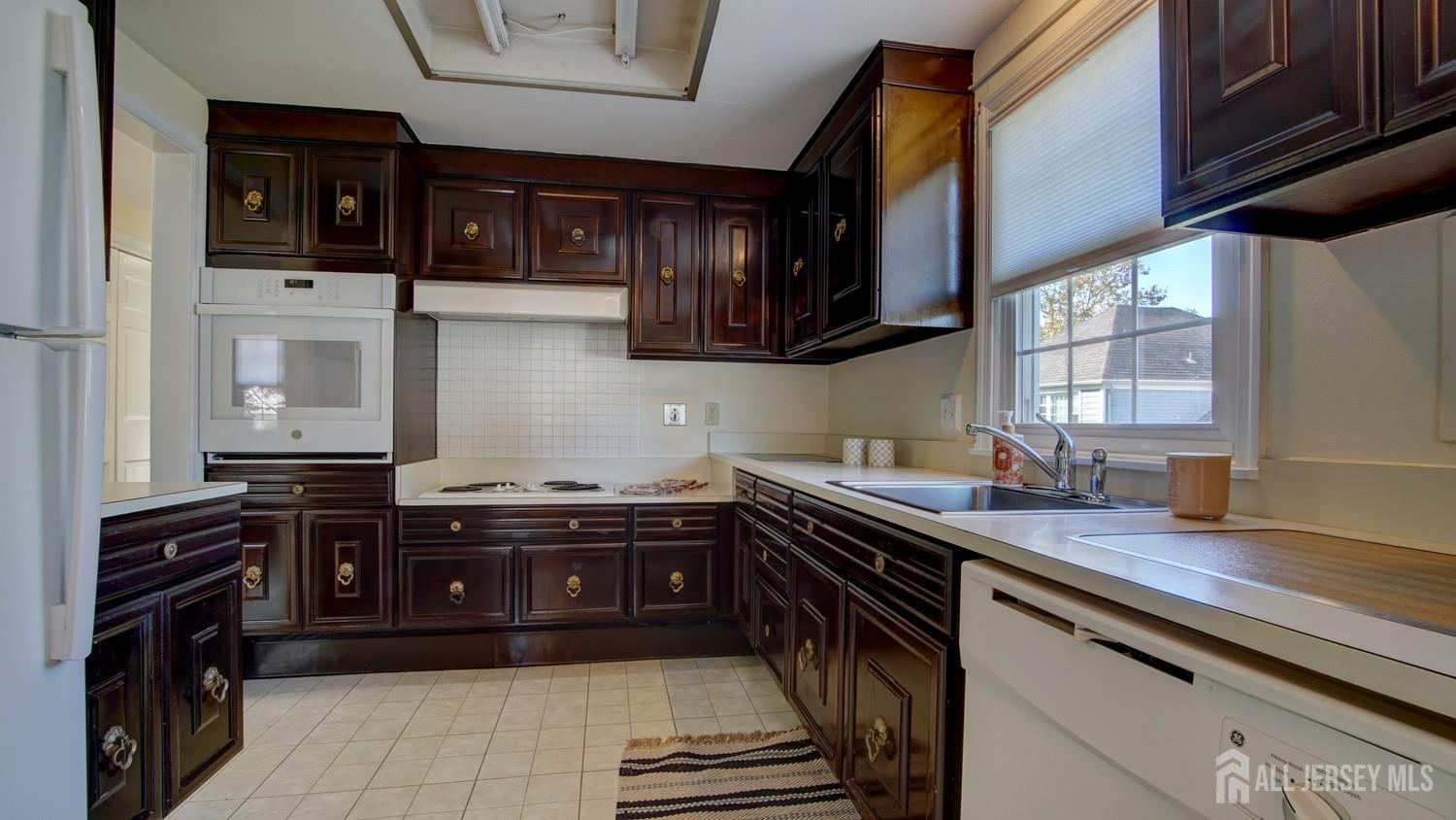 108 Hanover Lane P, Monroe, NJ, 08831 image 19