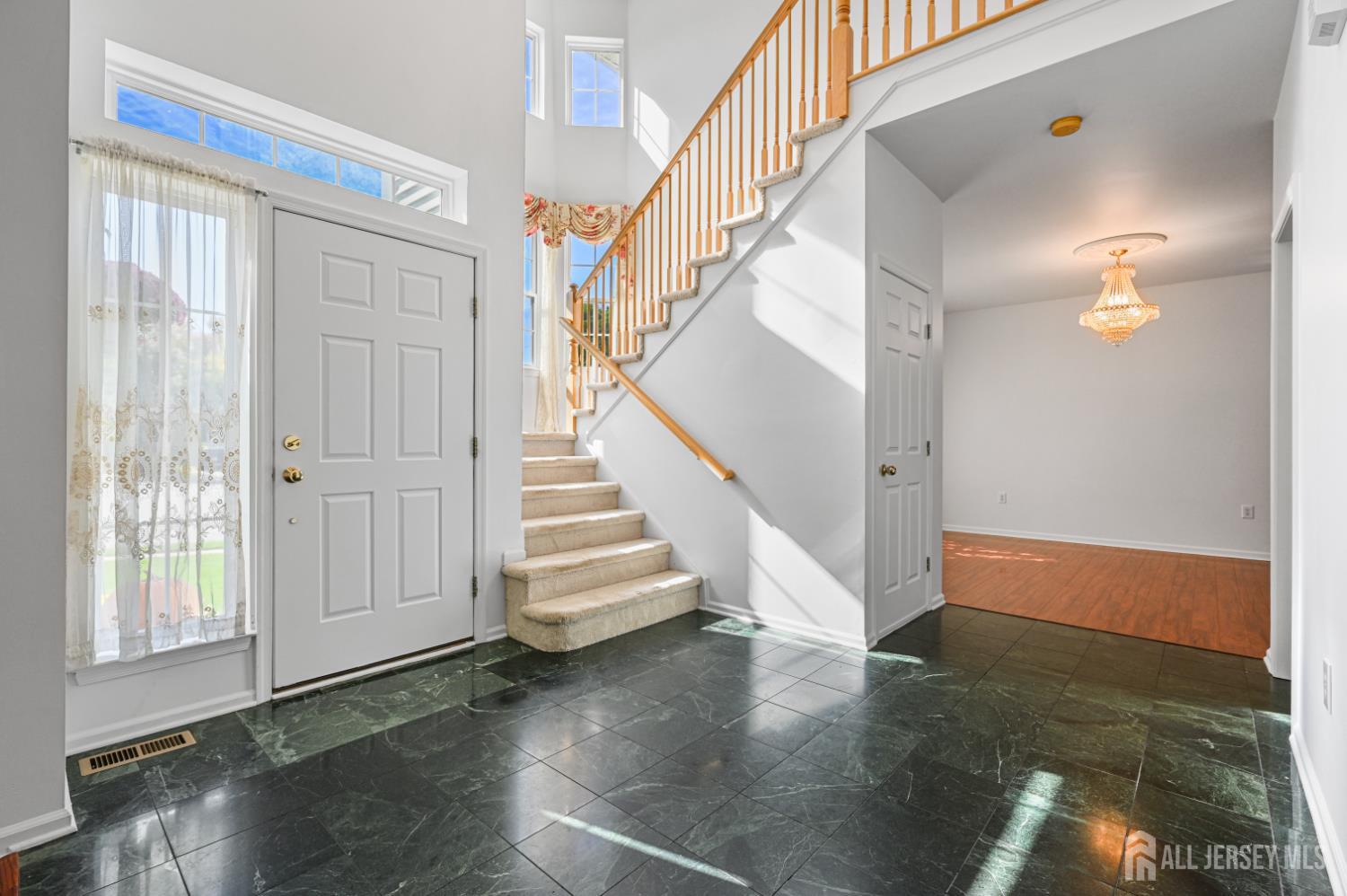 36 Yardley Manor Drive Image 4