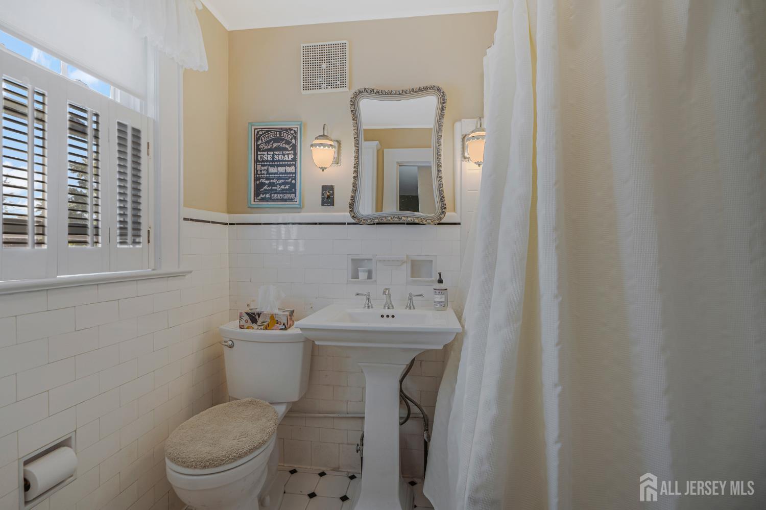 206 Walnut Street, Middlesex, NJ, 08846 image 24