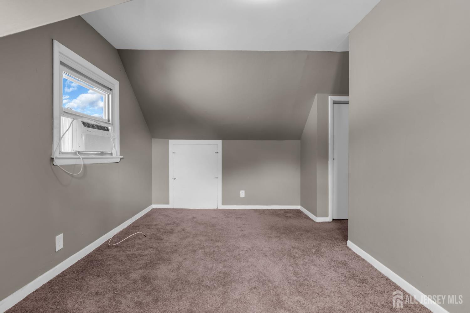 110 W Warren St, Woodbridge T Street, Iselin, NJ, 08830 image 24