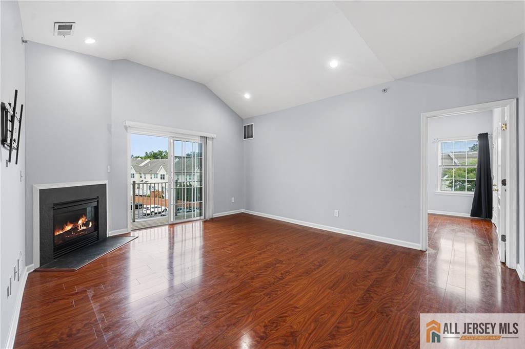 131 Frank Court 131 Image 5