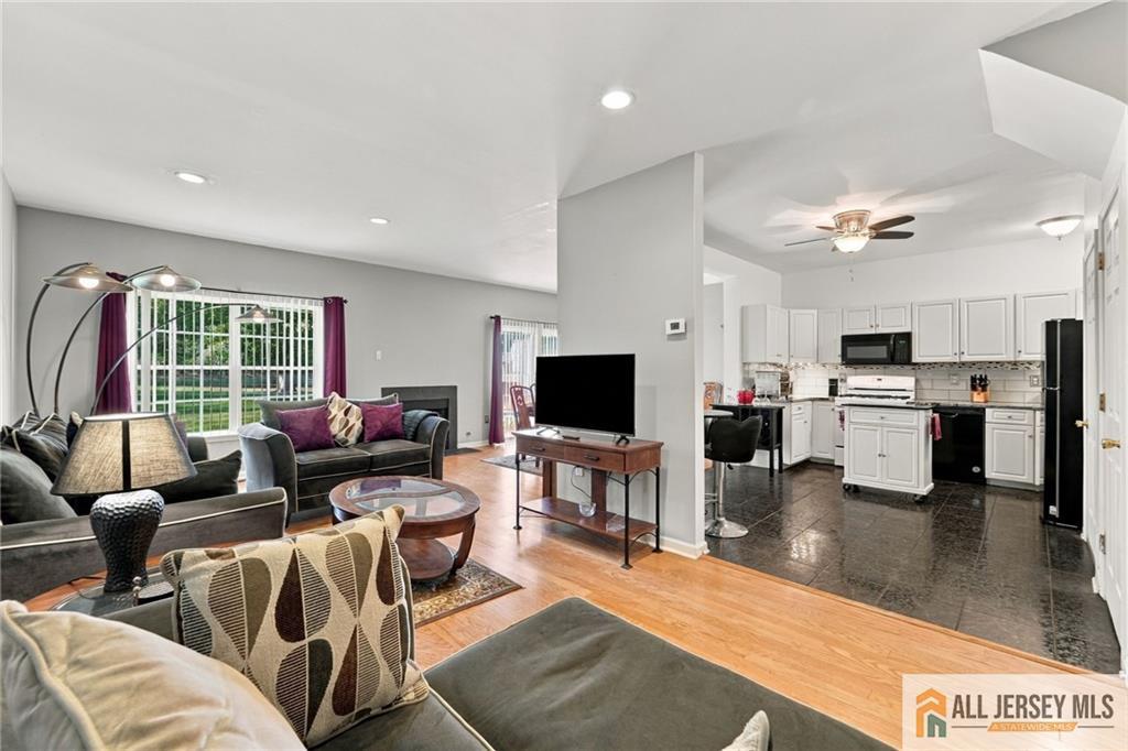 50 E Burgess Drive 50, Piscataway, NJ, 08854 image 8