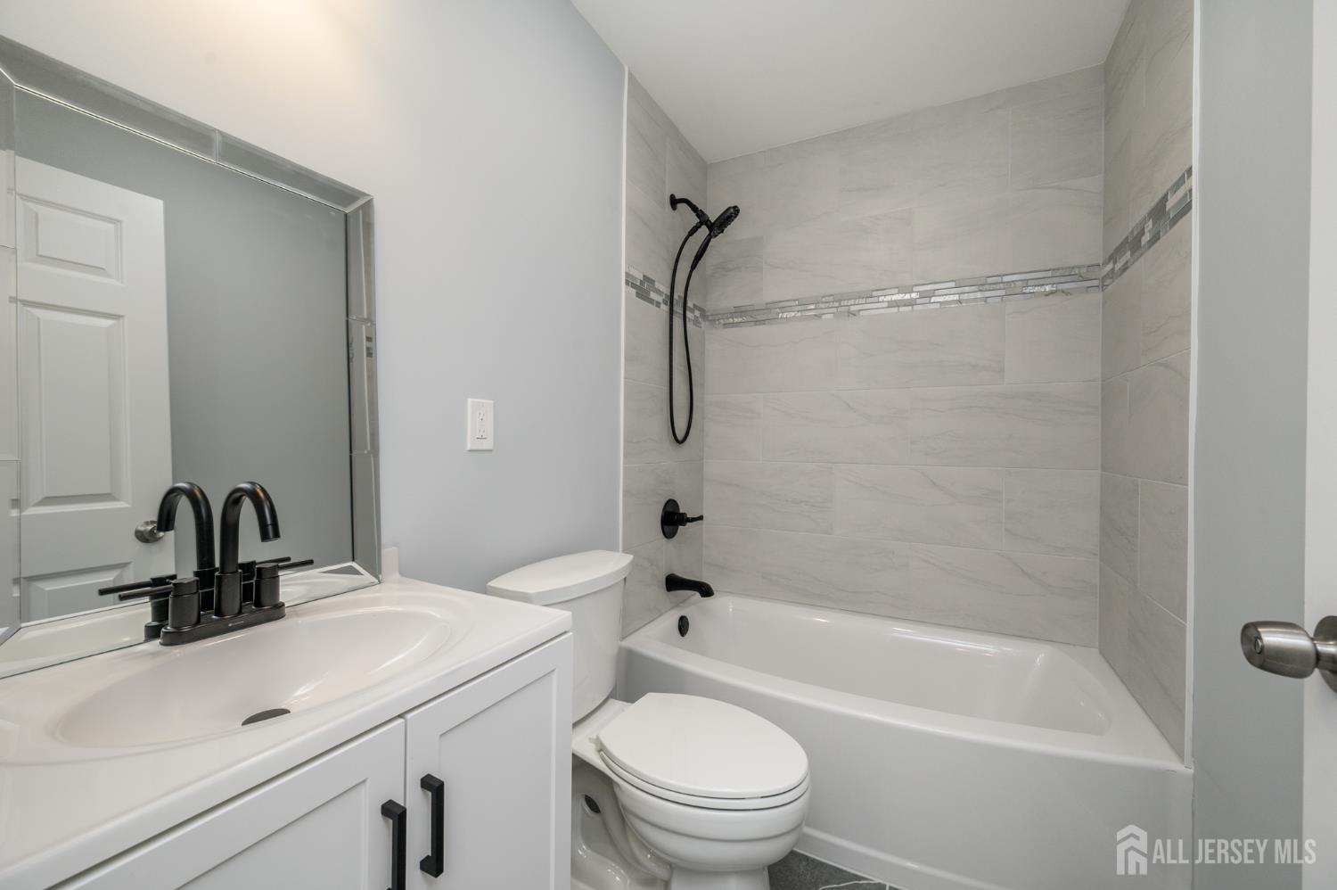 270 Alpine Way, Old Bridge, NJ, 08879 image 18