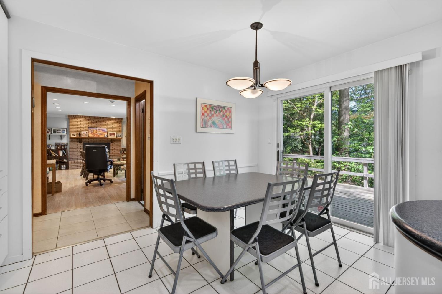 39 Independence Drive Image 5