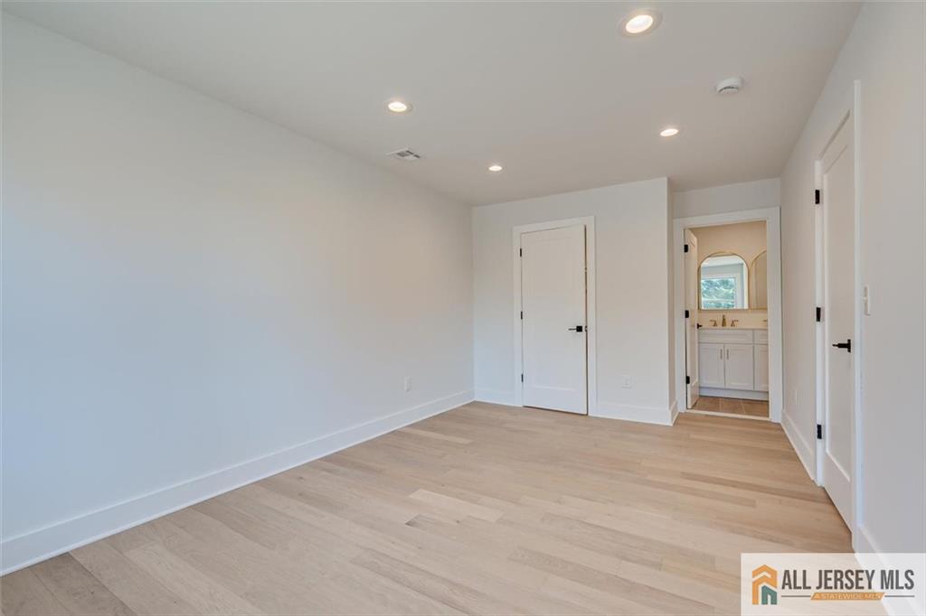 130 Garden Terrace, Edison, NJ, 08817 image 24