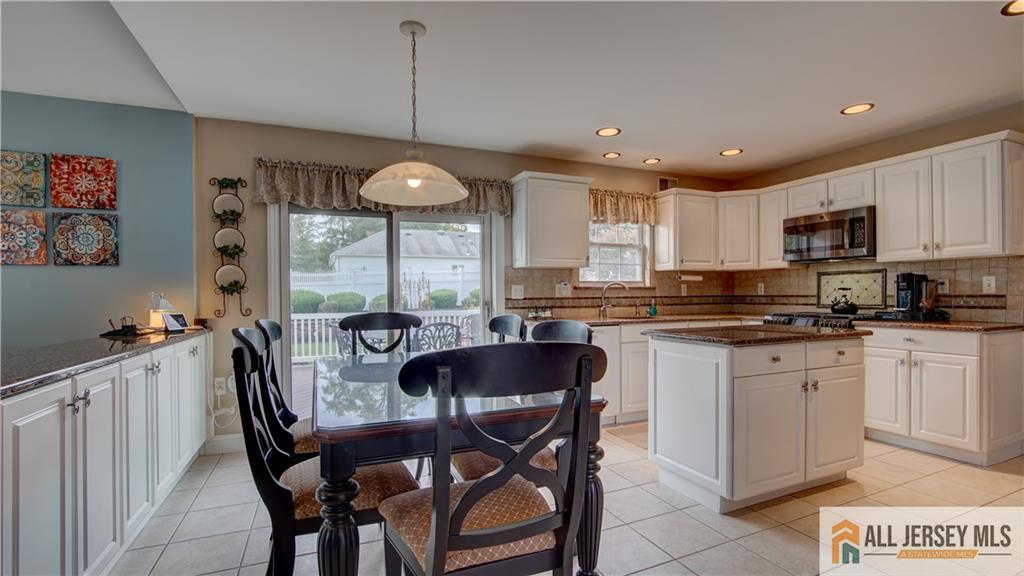21 Samantha Circle, Old Bridge, NJ, 07747 image 17