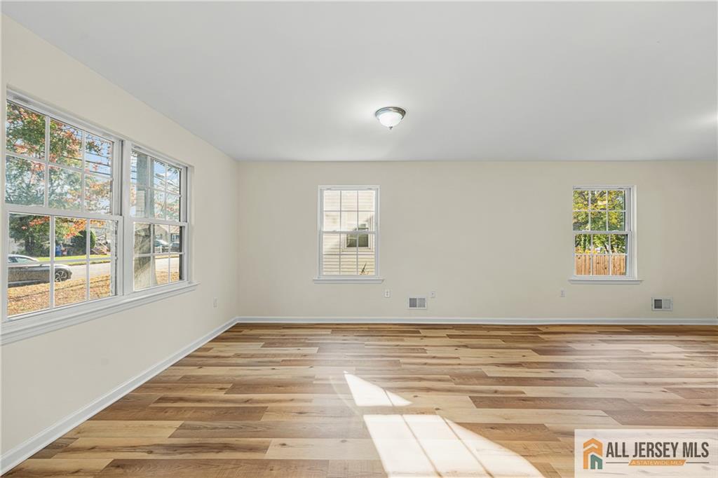643 Drake Avenue, Middlesex, NJ, 08846 image 9