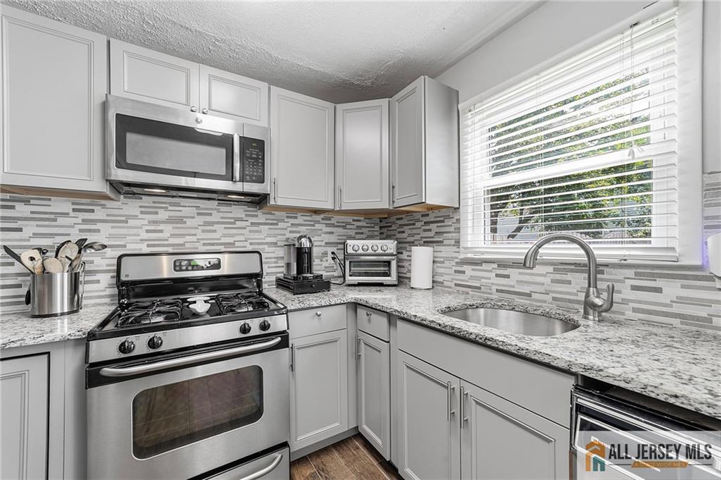 60 Hickory Court, Jamesburg, NJ, 08831 image 15