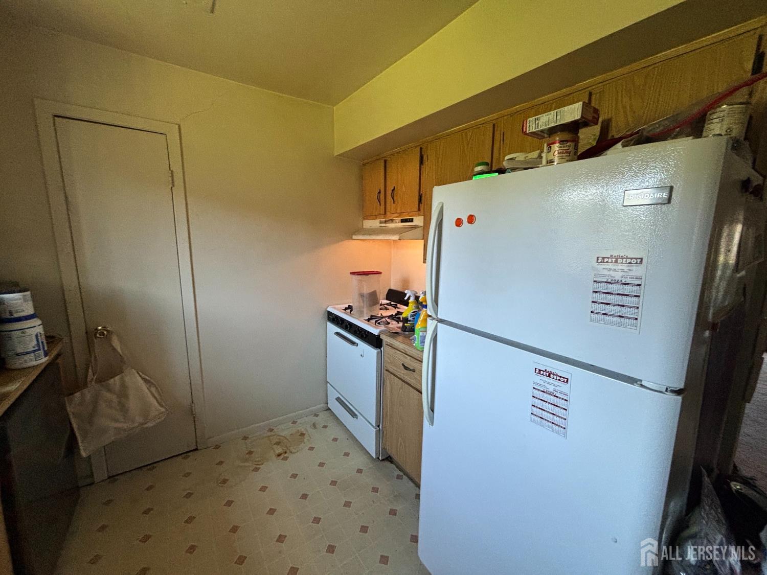 1315 N Oaks Boulevard, North Brunswick, NJ, 08902 image 6