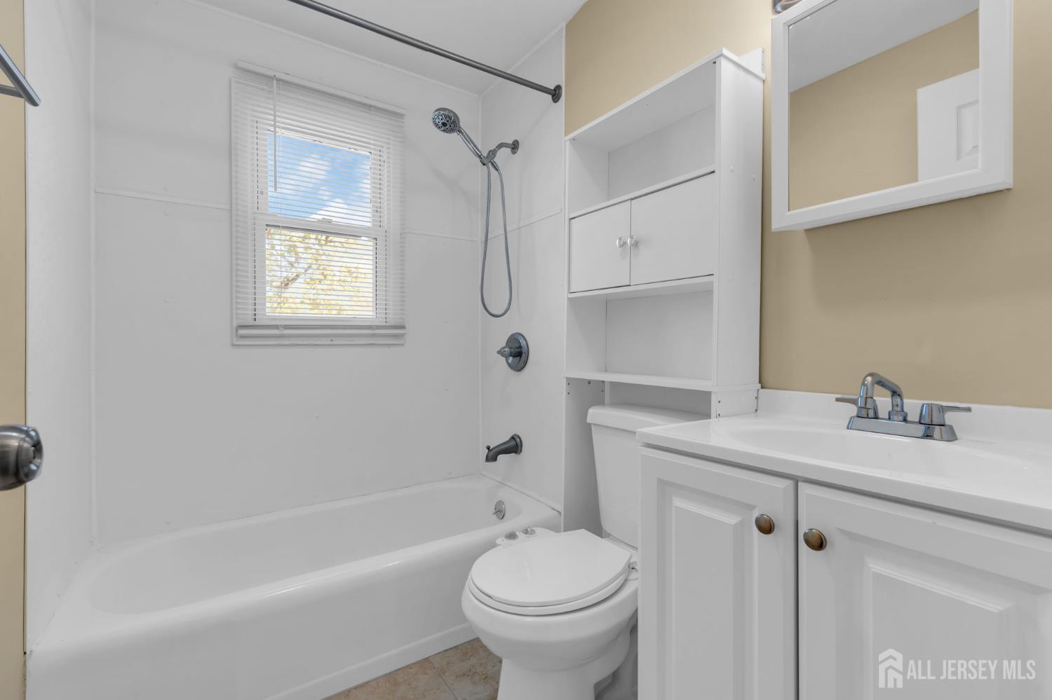 110 W Warren St, Woodbridge T Street, Iselin, NJ, 08830 image 27