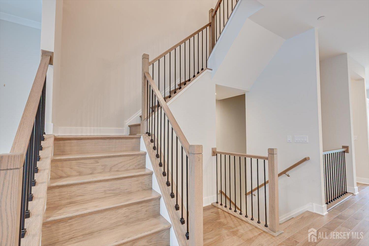 16 Valiant Court, Middletown, NJ, 07748 image 12