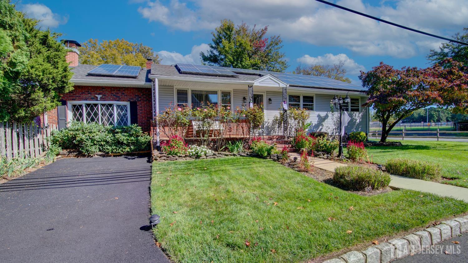1 Jackson Avenue Image 2