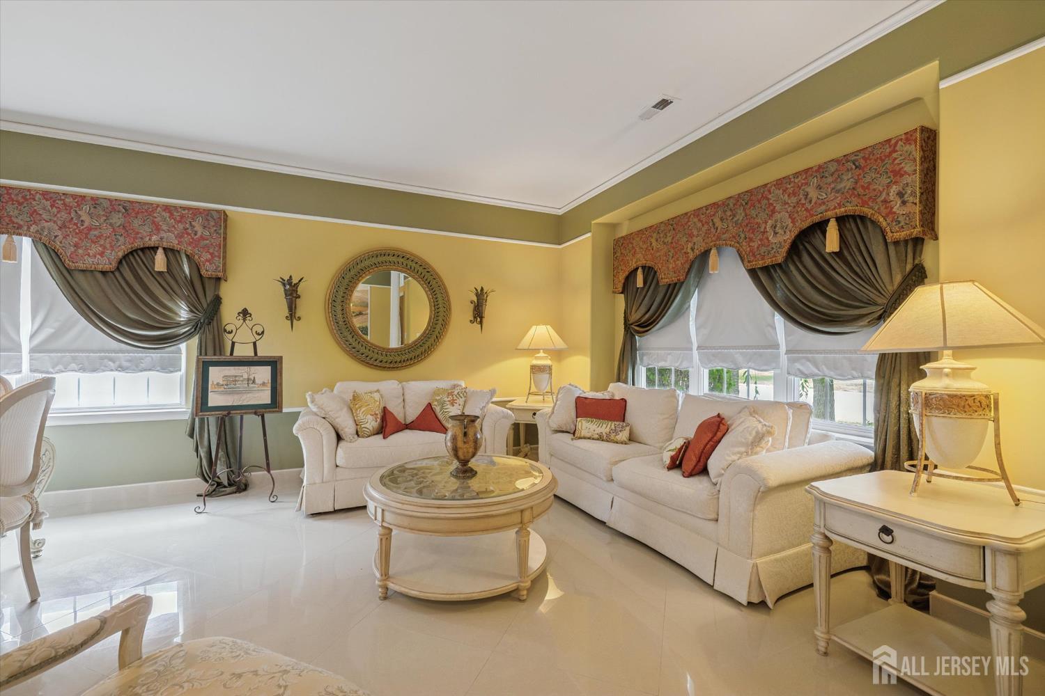 103 Valencia Drive Image 3