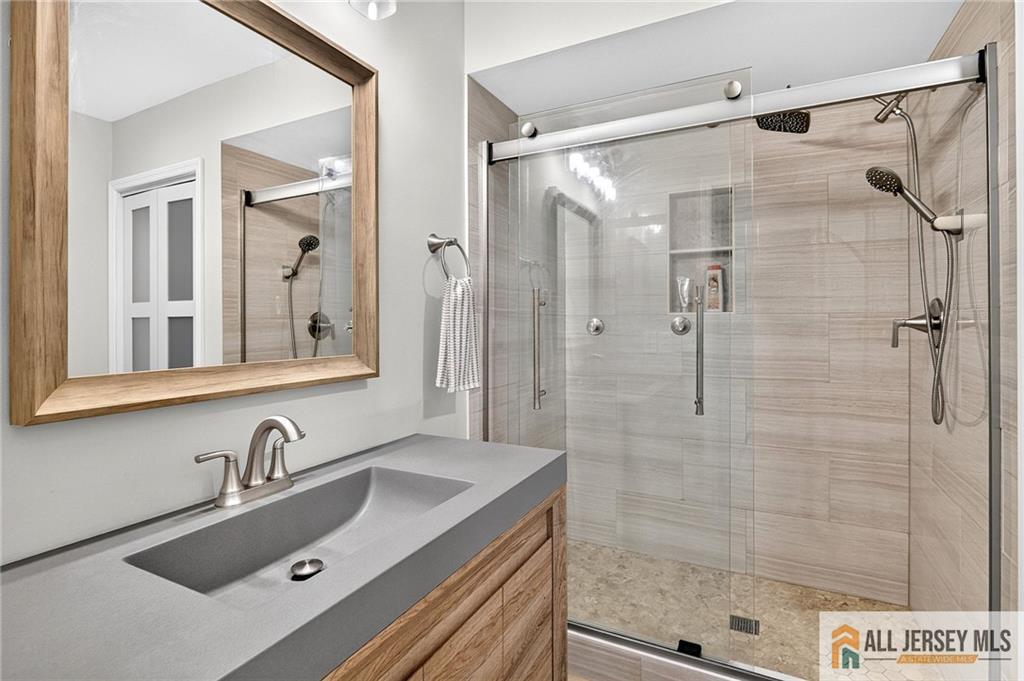 1 Cambridge Drive A, Monroe, NJ, 08831 image 20