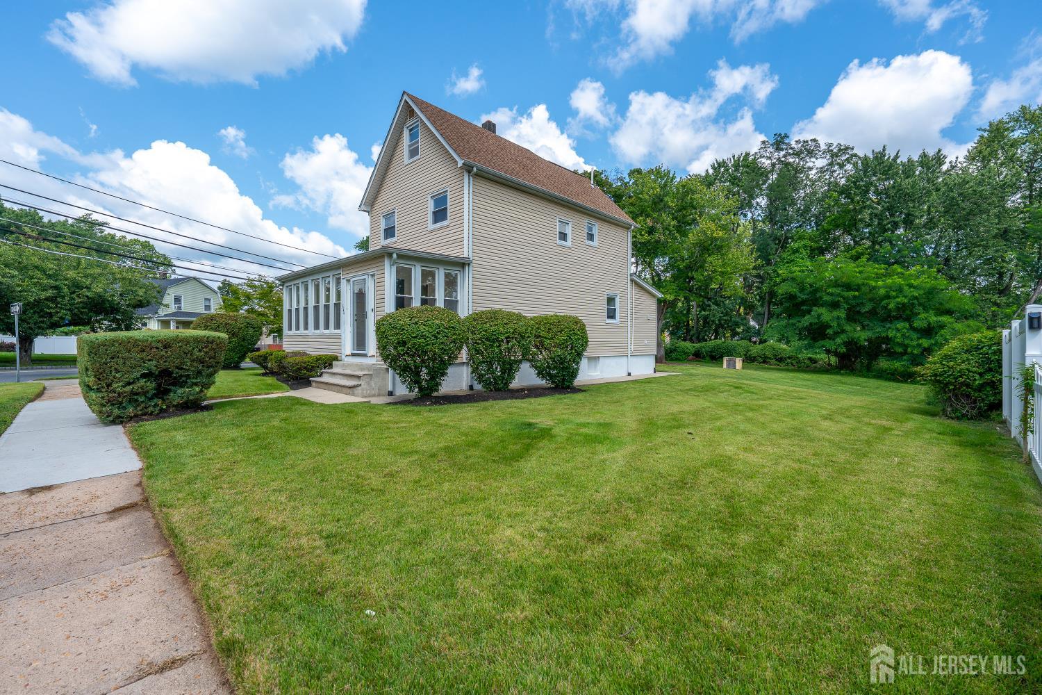 1746 Elk Street Image 3