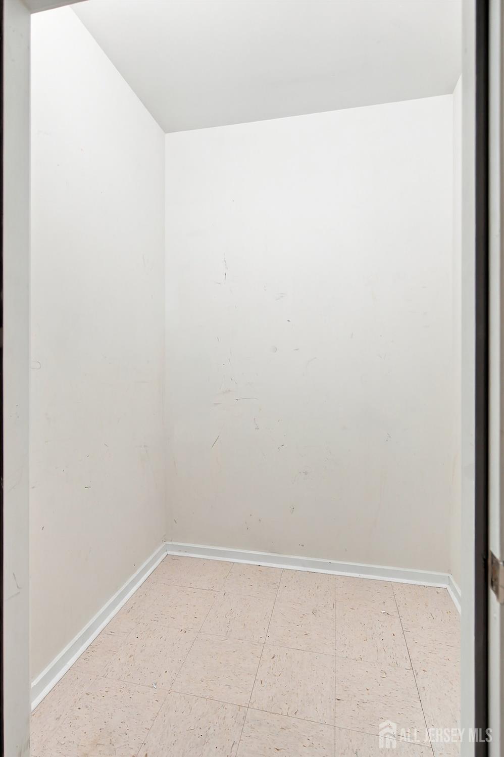 324 Pond Lane, Piscataway, NJ, 08854 image 24