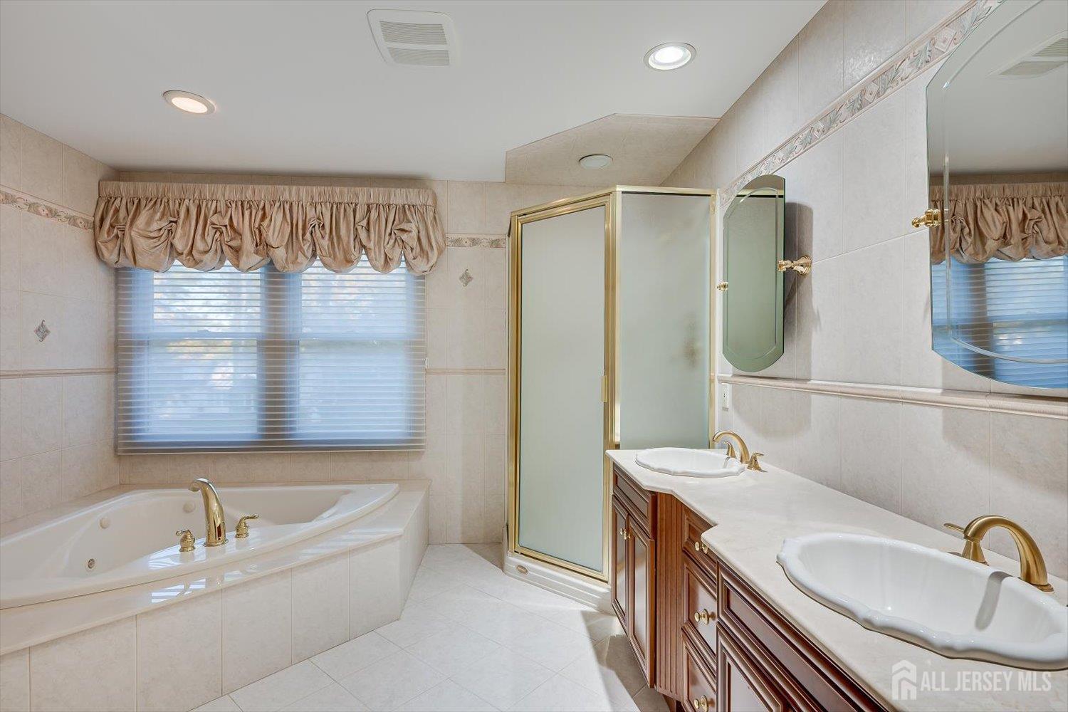 21 Stafford Road, Colonia, NJ, 07067 image 49