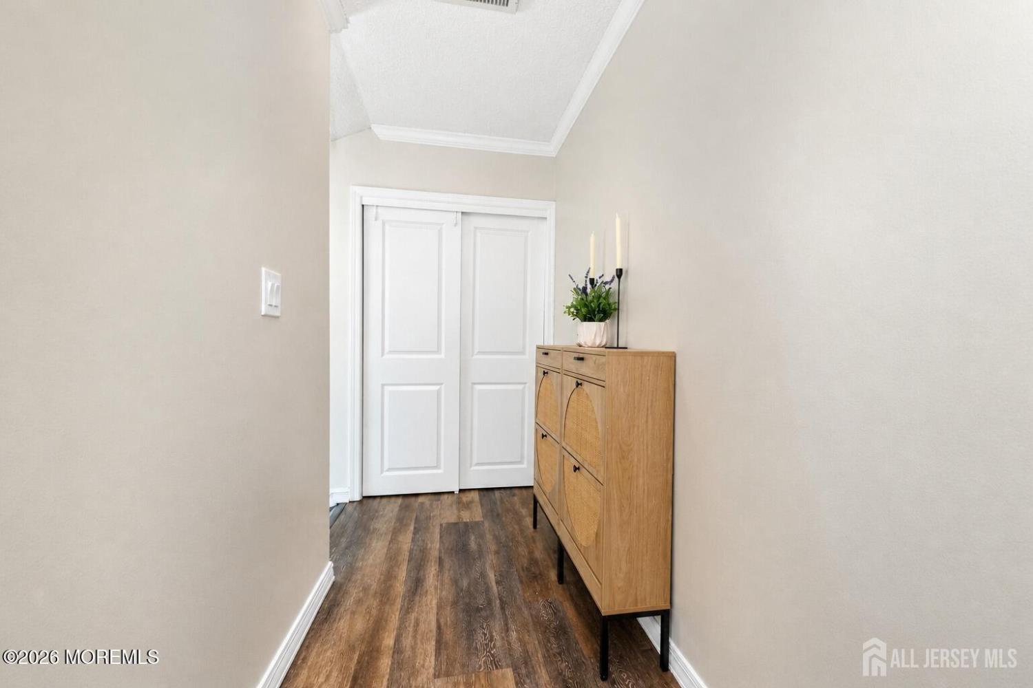 56 Farnham Square, Parlin, NJ, 08859 image 17