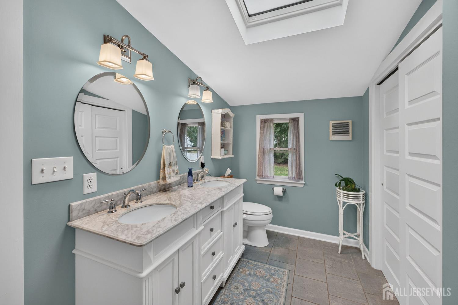 325 Dorn Avenue, Middlesex, NJ, 08846