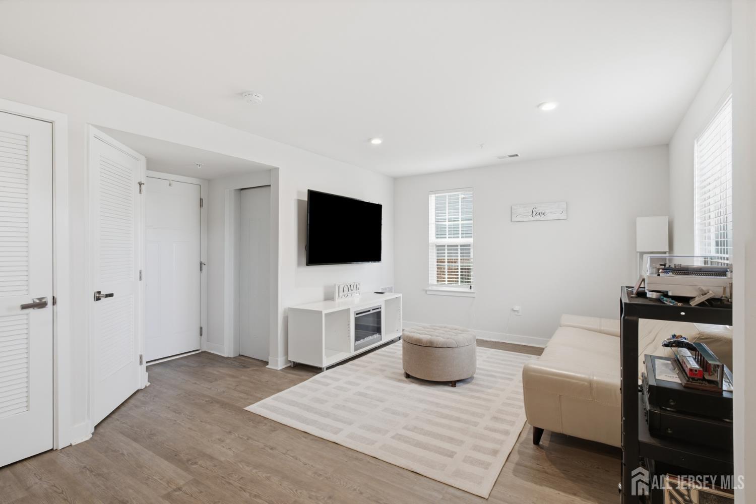 92 Anchor Way 292, Monmouth County, NJ, 07721 image 28