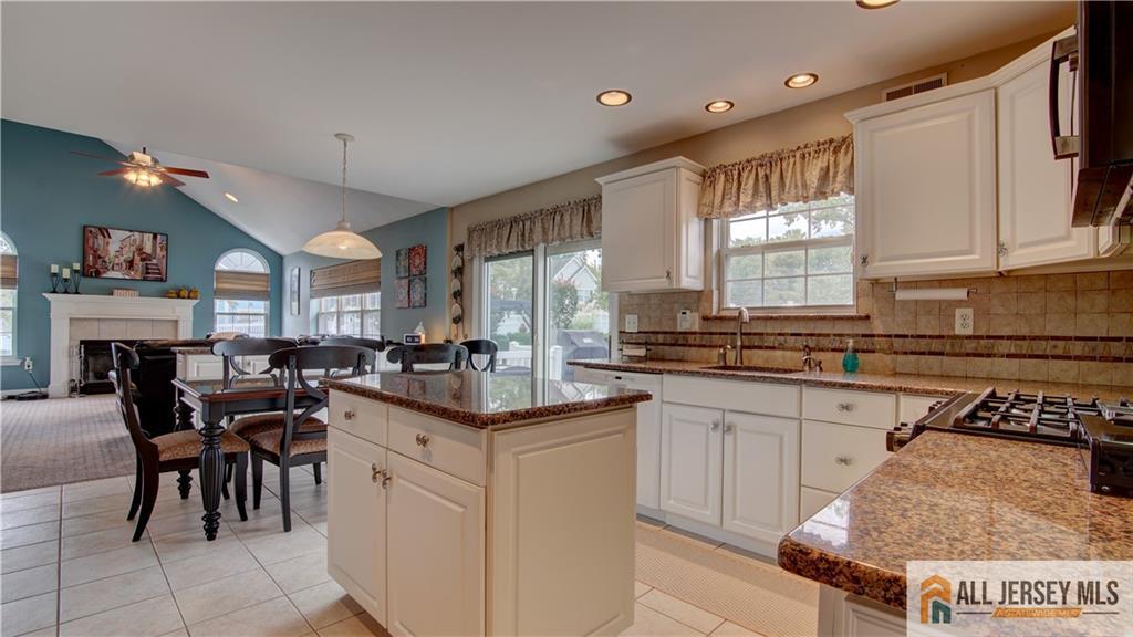 21 Samantha Circle, Old Bridge, NJ, 07747 image 18