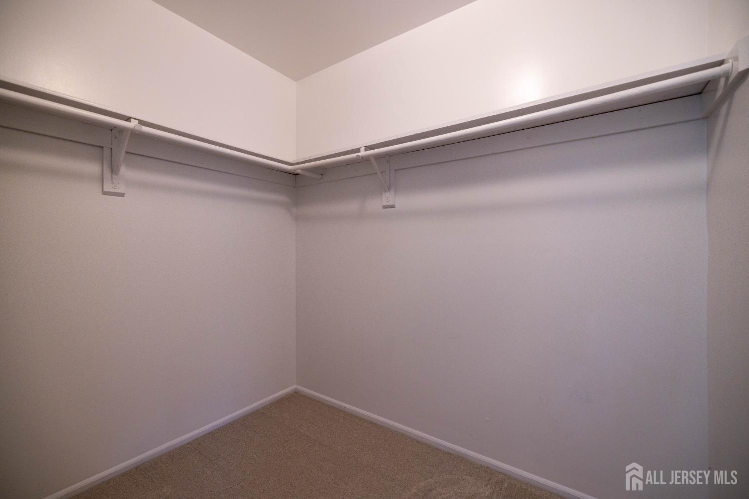 184 Bexley Lane, Middlesex, NJ, 08854 image 8